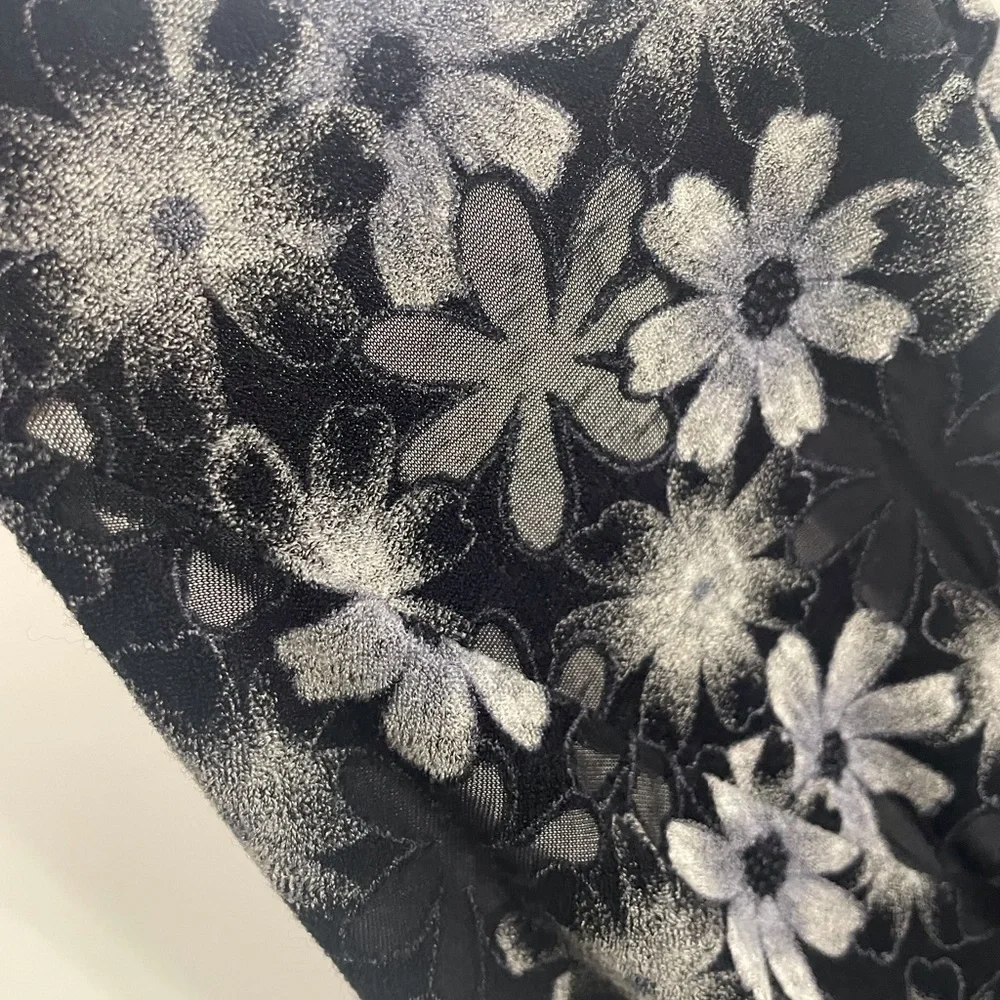 90s Burnout Daisy Print Mini Dress - Picture 5 of 7